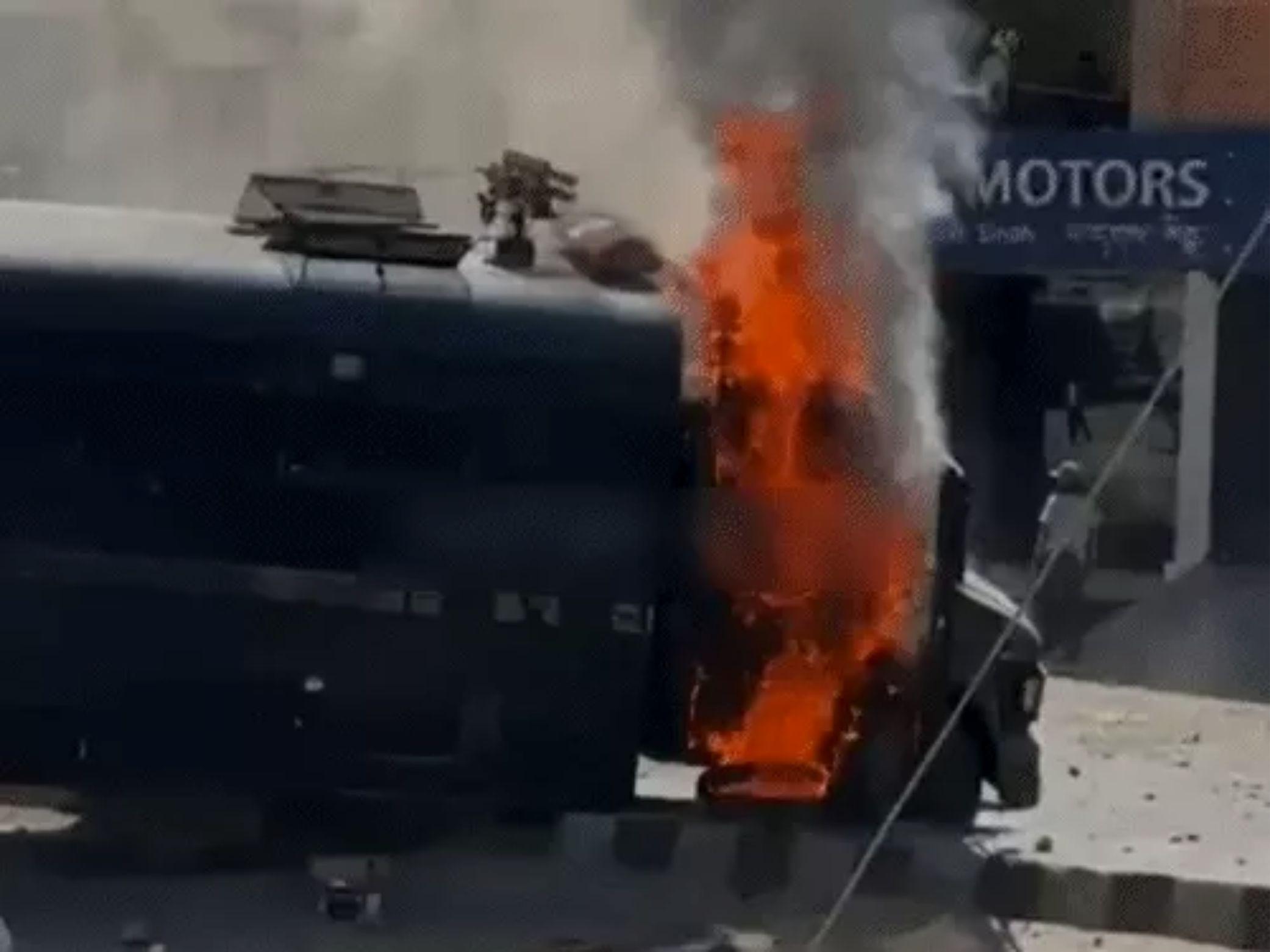 लेह में विरोध प्रदर्शन: