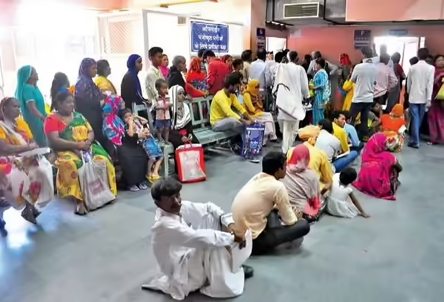 भोपाल: सिर्फ दो दिनों में एम्स, हमीदिया और जेपी की ओपीडी में उमड़े 20 हजार मरीज